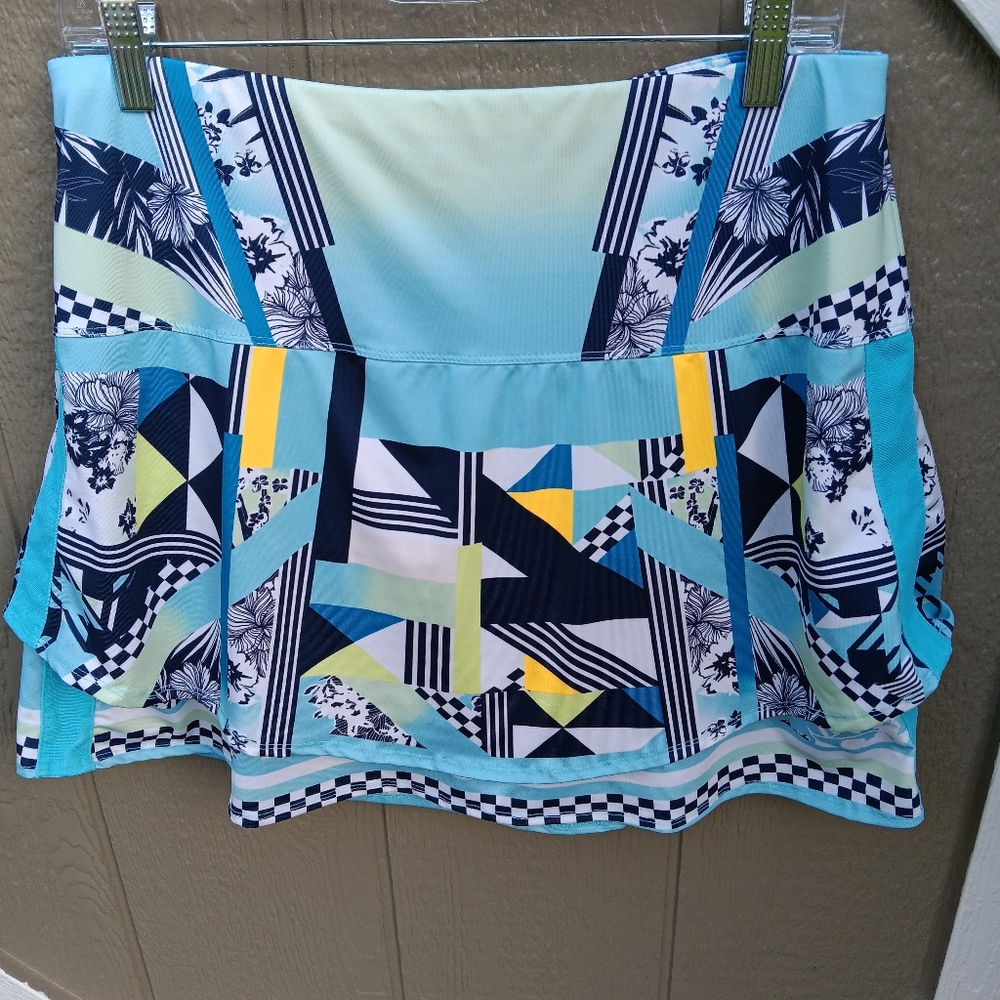 LUCKY IN LOVE Floral Geometric Print Tennis Skort L 12